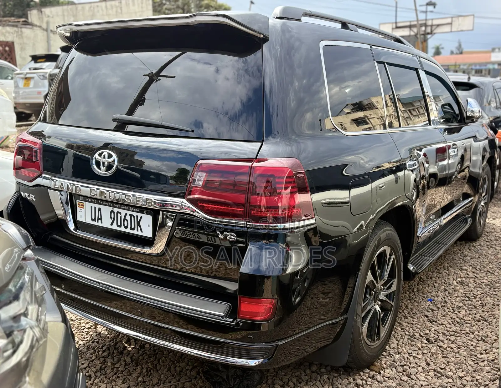 Toyota Land Cruiser 4.5 V8 GX-R 2015 Black