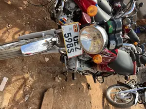Bajaj Boxer 100 2021 Red