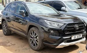 Toyota RAV4 XLE Premium FWD 2019 Black