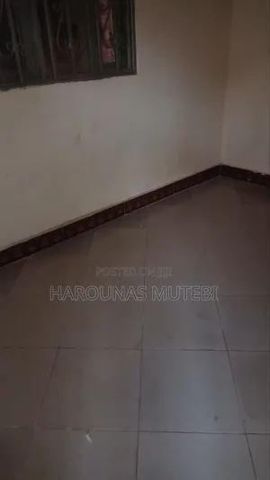 2bdrm House in Home For Sleeping, Nabweru for sale