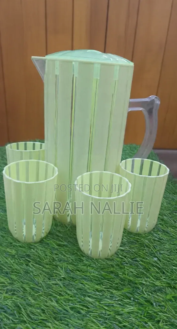 5 Pieces Plastic Water Jug
