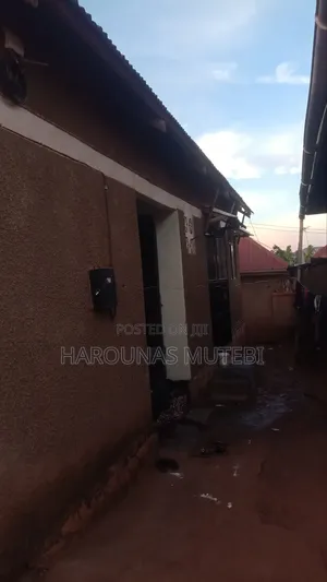 Furnished 3bdrm Townhouse/Terrace in Akright, Nabweru for sale