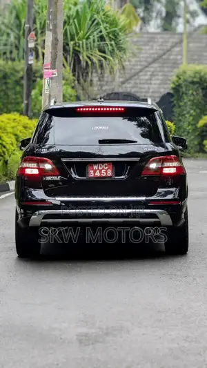 Mercedes-Benz M Class 2012 Black