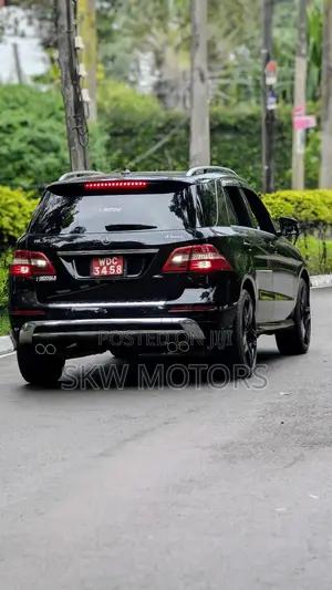 Mercedes-Benz M Class 2012 Black