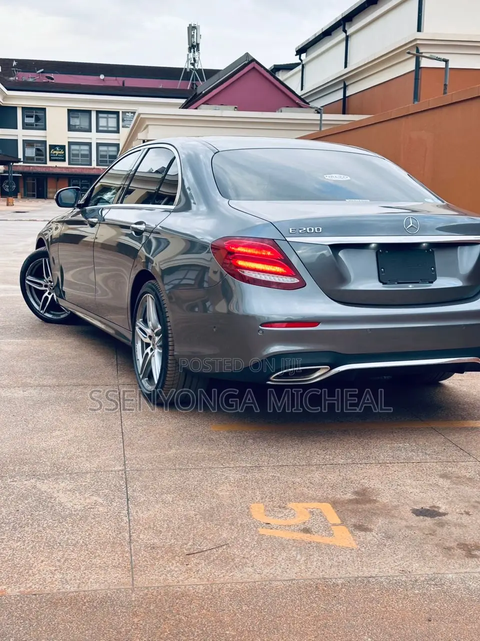 Mercedes-Benz E200 2018 Gray