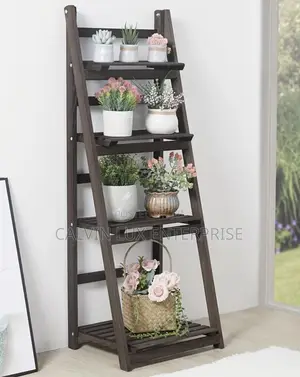 Wooden Flower Holder