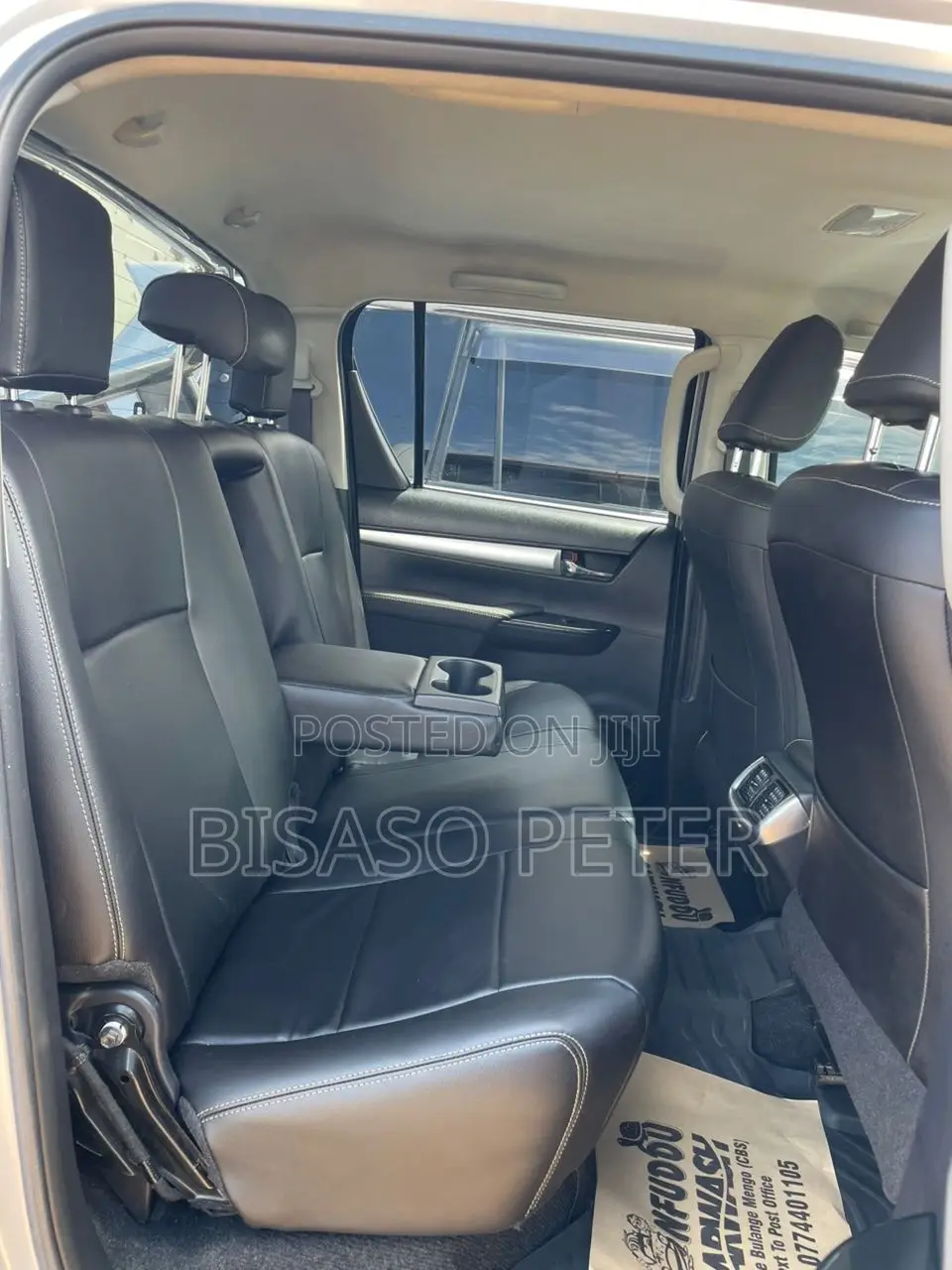 Toyota Hilux SR5 4x4 2018 Silver