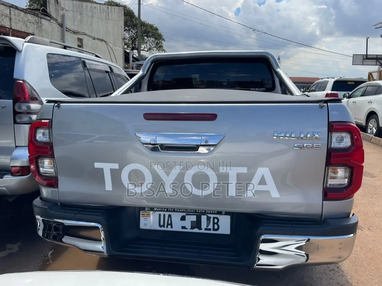Toyota Hilux SR5 4x4 2018 Silver