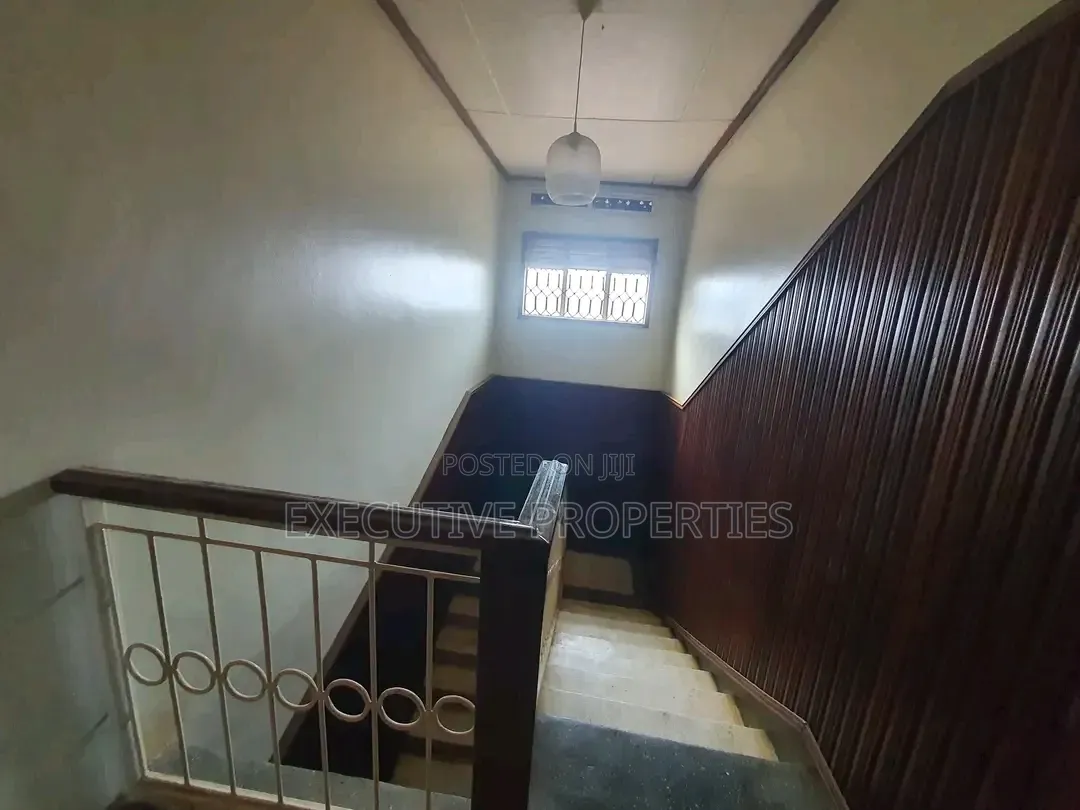 4bdrm Duplex in Buziga, Central Division for rent