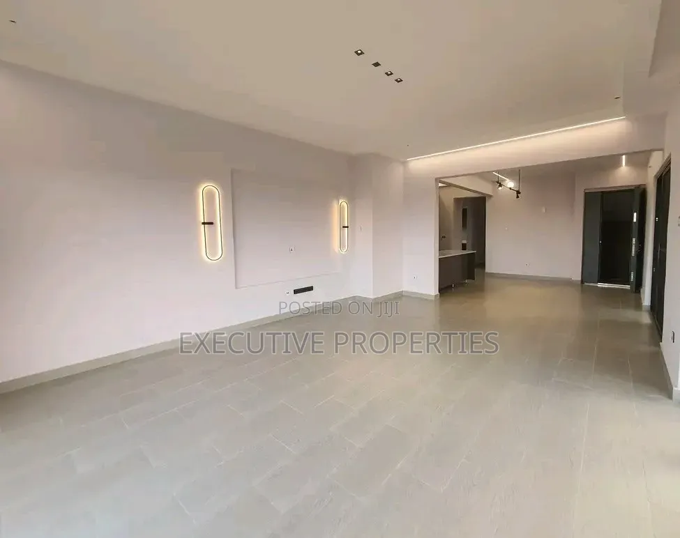 3bdrm Villa in Muyenga, Central Division for rent