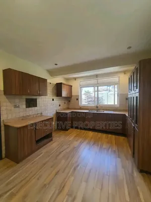 4bdrm Duplex in Buziga, Central Division for rent