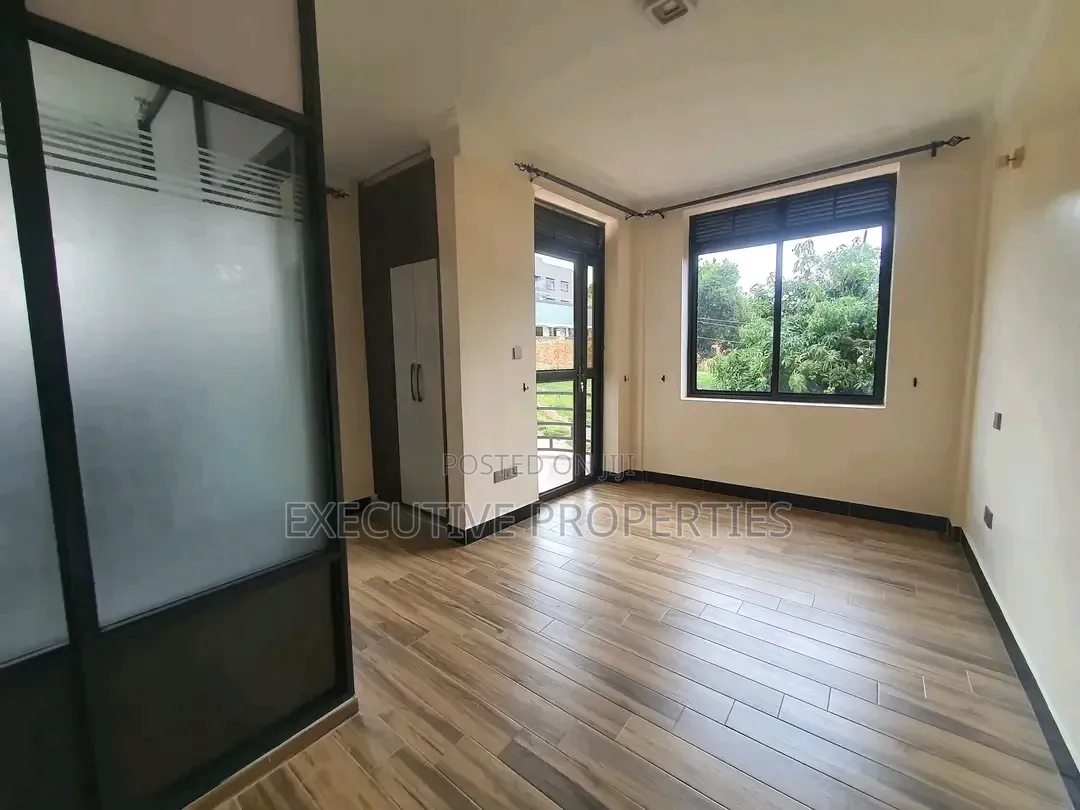 2bdrm Apartment in Muyenga, Central Division for rent