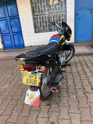 Bajaj CT 125X 2022 Green