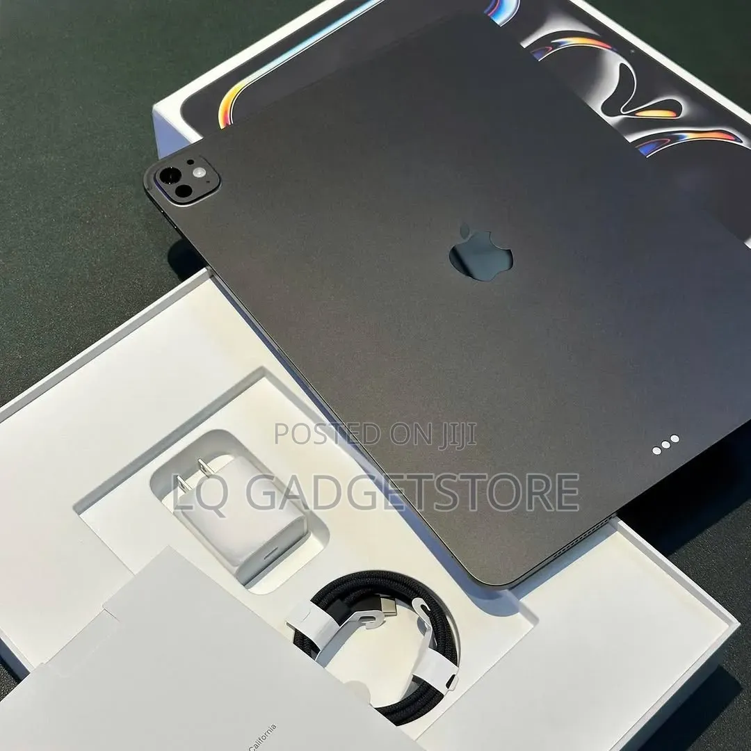 New Apple iPad Pro 13 (2025) 256 GB Gray