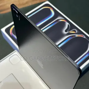 New Apple iPad Pro 13 (2025) 256 GB Gray