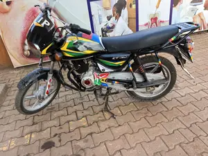 Bajaj CT 125X 2022 Green