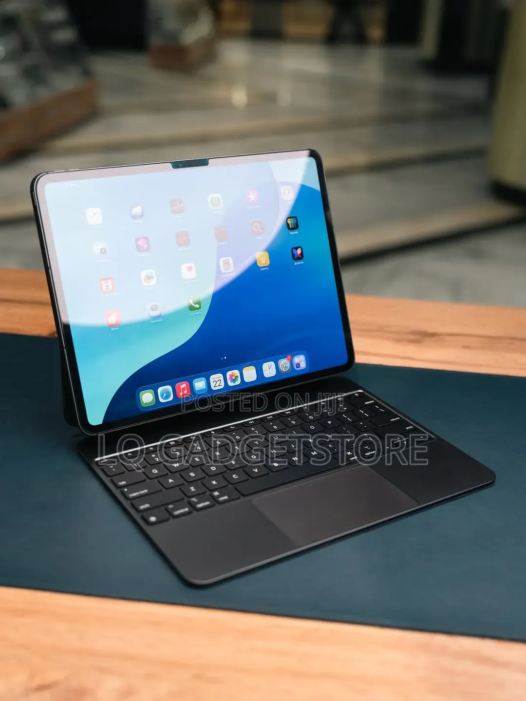 Magic Keyboard 13-Inch