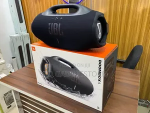 JBL Boombox 4