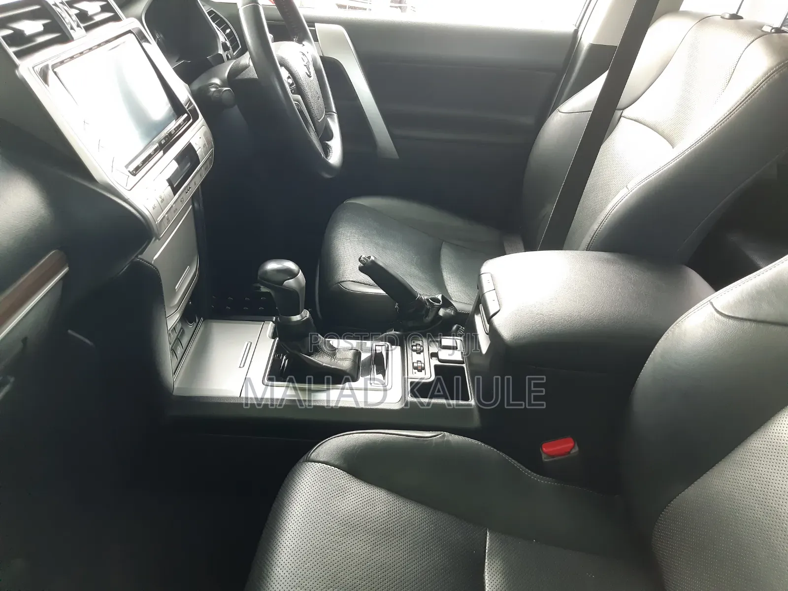 Toyota Land Cruiser 2017 White