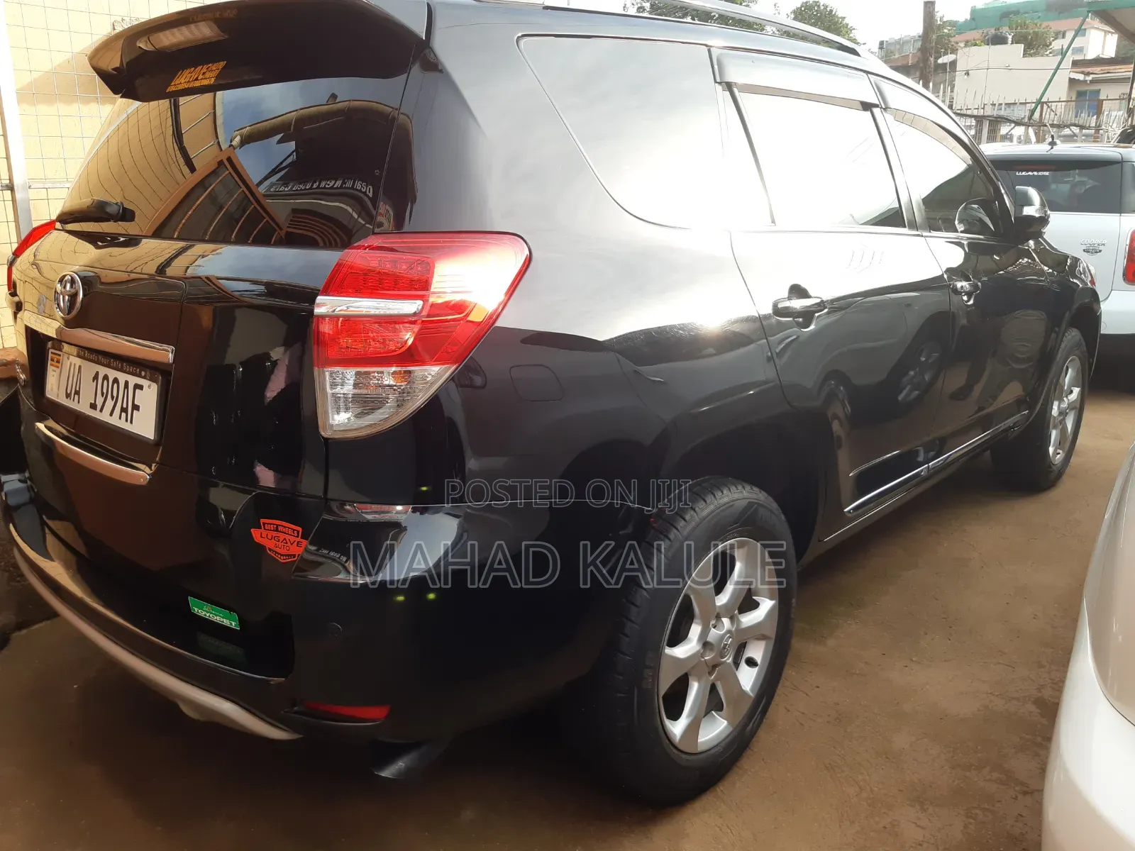 Toyota Vanguard 2010 Black
