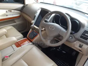 Toyota Harrier 2010 White