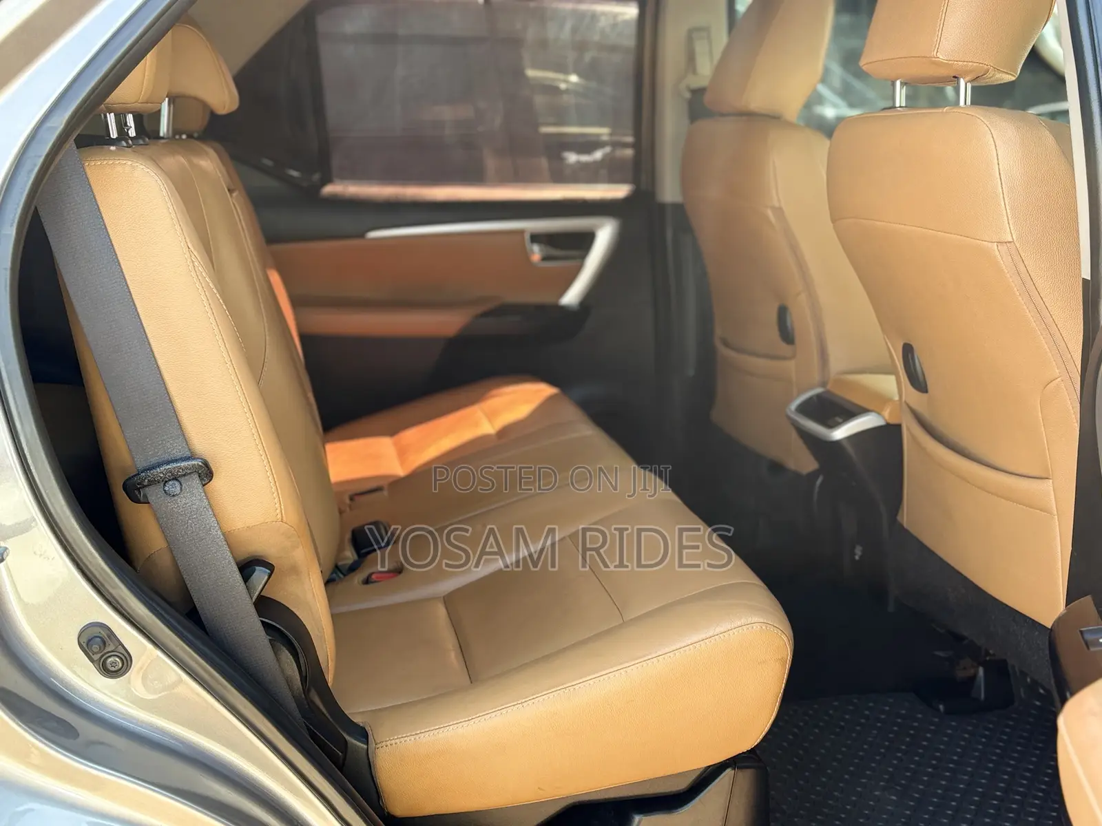 Toyota Fortuner 2.8 D AWD 2018 Silver