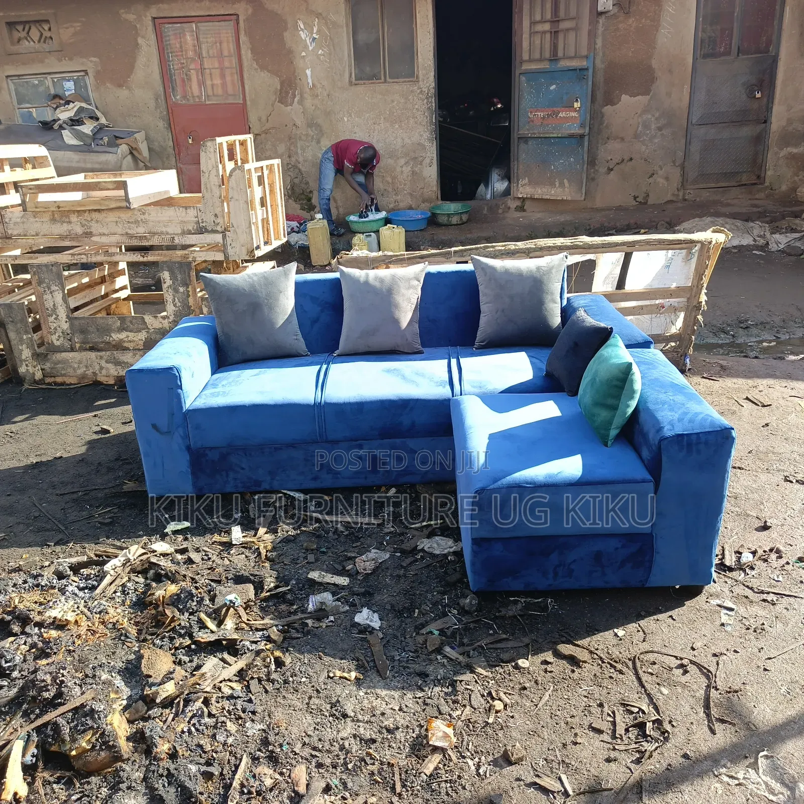 Four Seater L Sofa Set