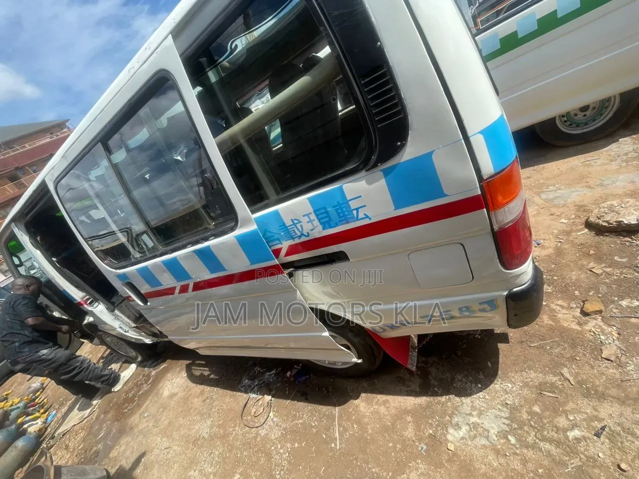 Toyota HiAce 1997 White