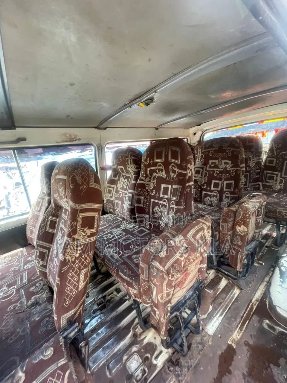 Toyota HiAce 1997 White