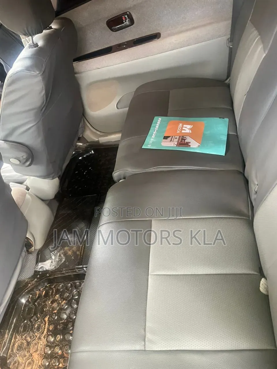 Toyota Nadia 2.0 135hp AWD 1999 Silver