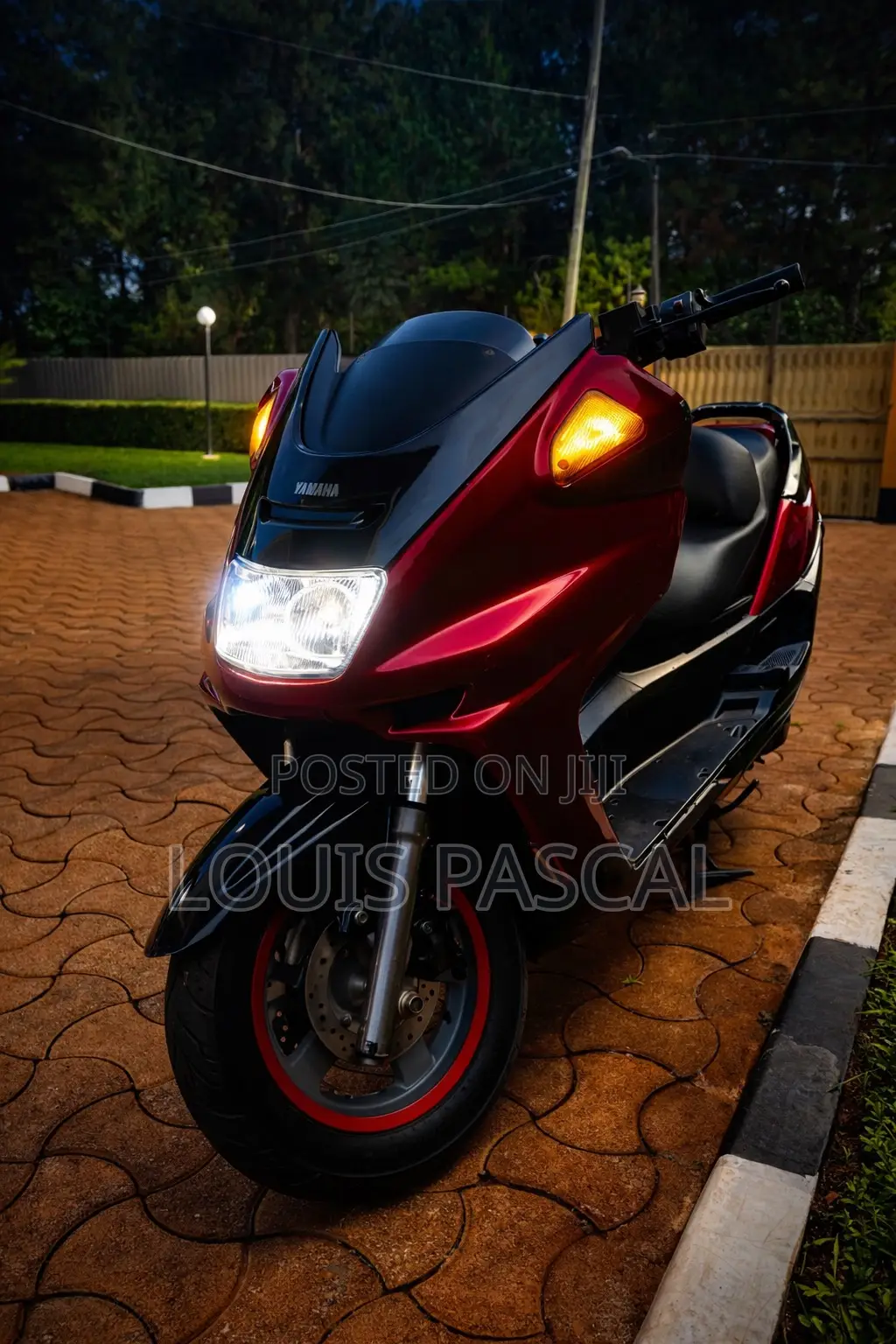 Yamaha Majesty 1996 Red
