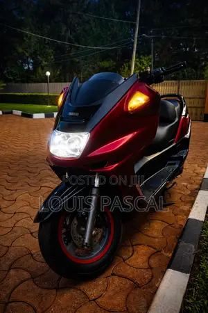 Yamaha Majesty 1996 Red