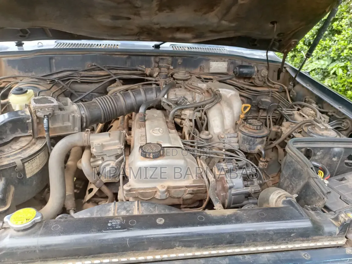 Toyota Land Cruiser 1998 Black