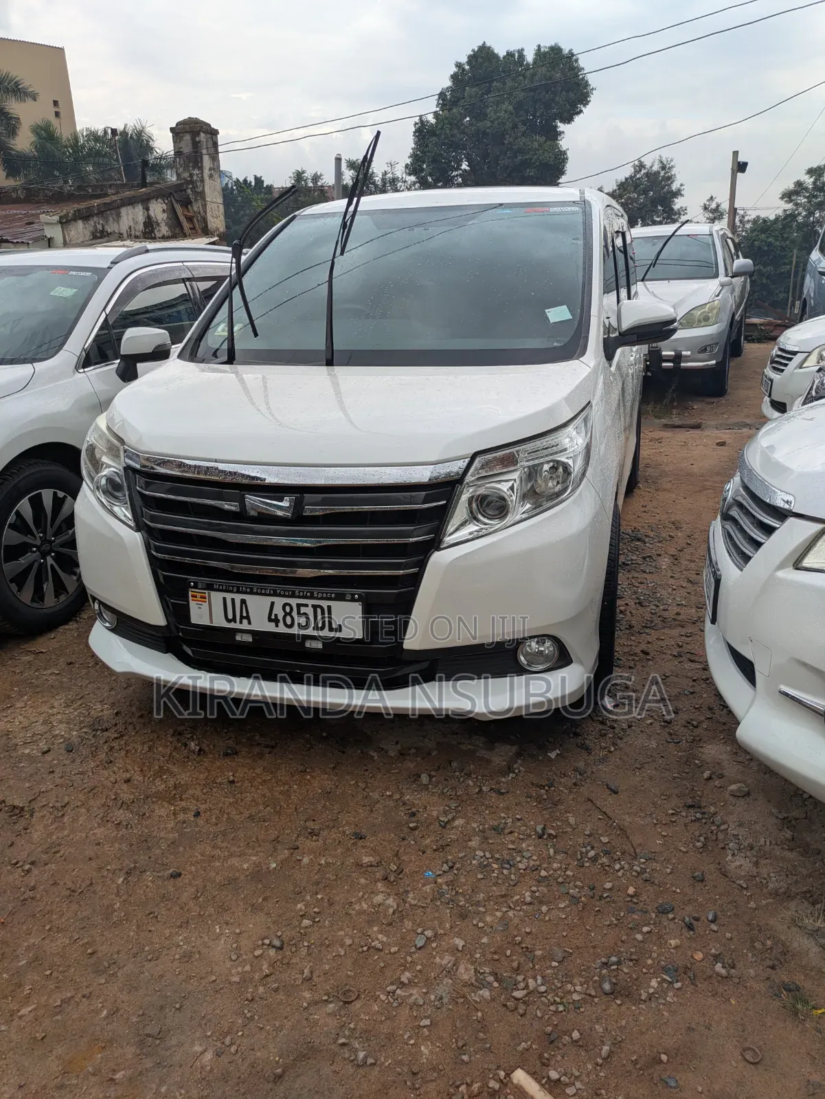 Toyota Noah 2015 White