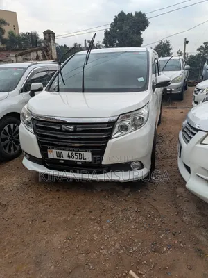 Toyota Noah 2015 White