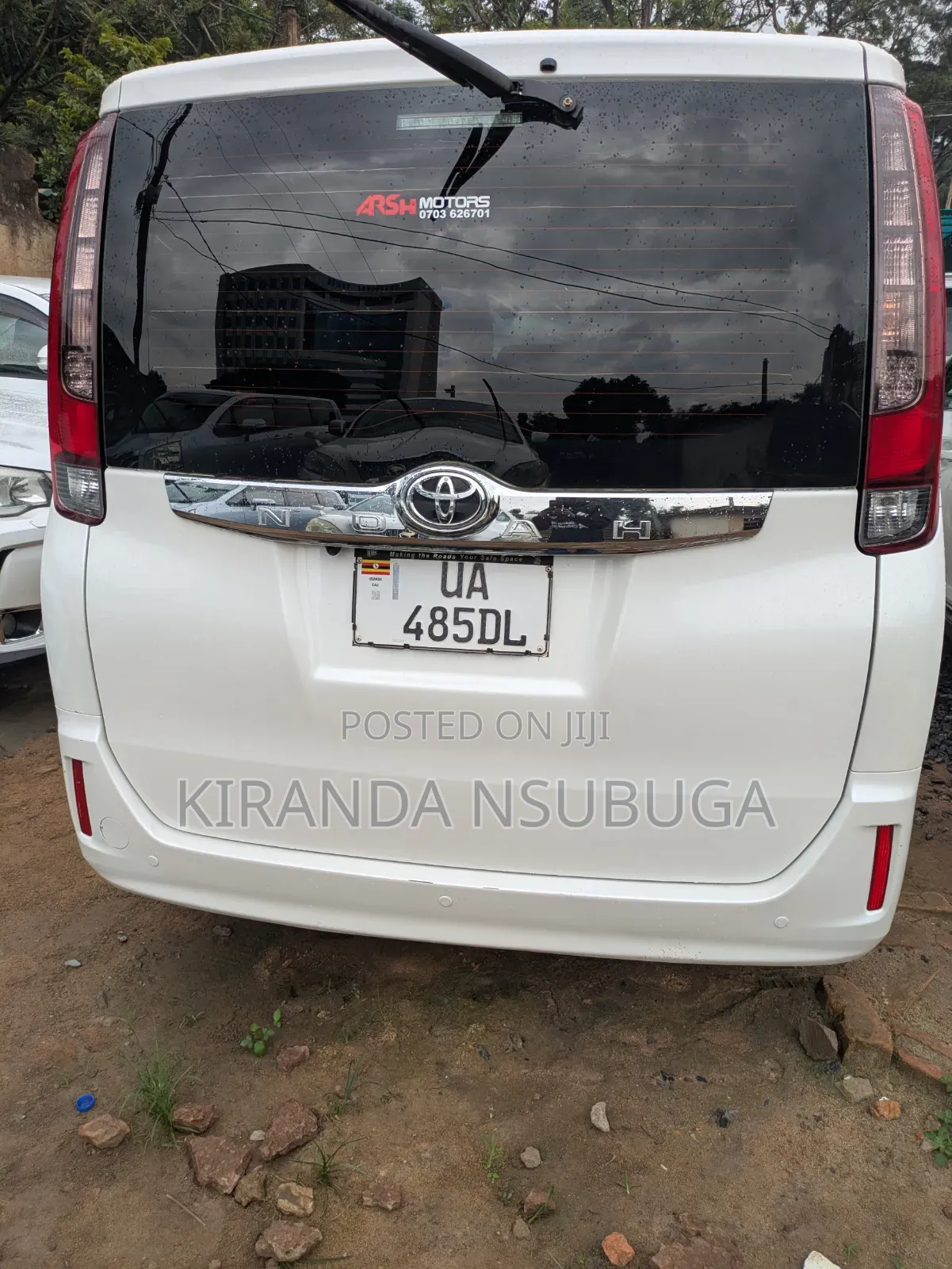 Toyota Noah 2015 White