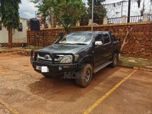 Toyota Hilux 2.5 D-4D SRX 4x4 2006 Gray