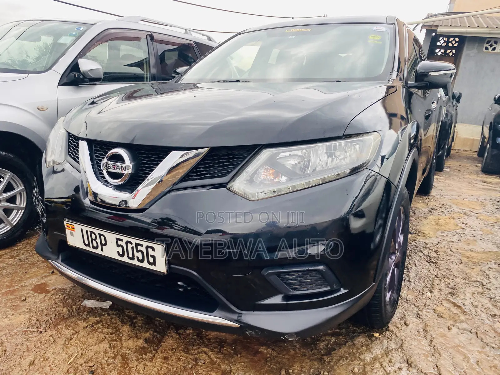 Nissan X-Trail 2012 Black