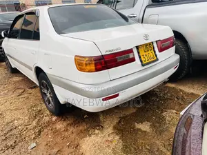 Toyota Corona Premio 2001 White