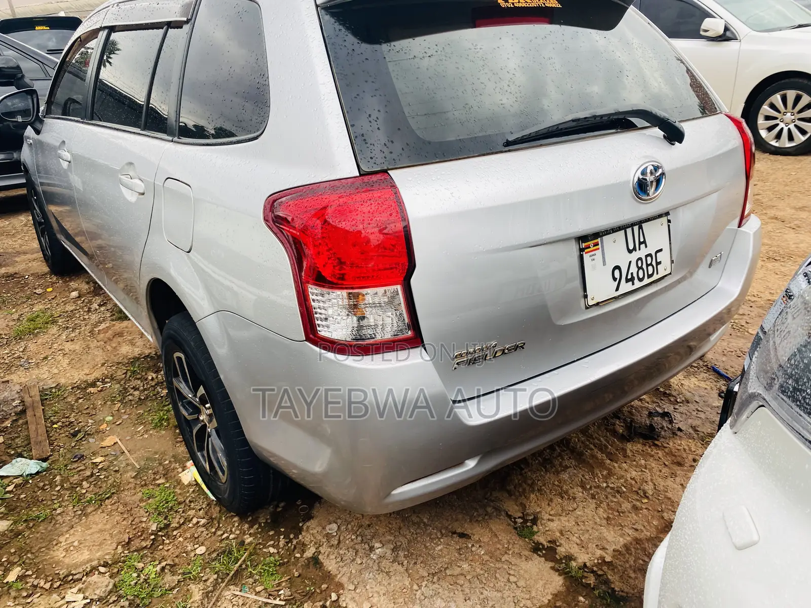 Toyota Corolla Fielder 2014 Gold