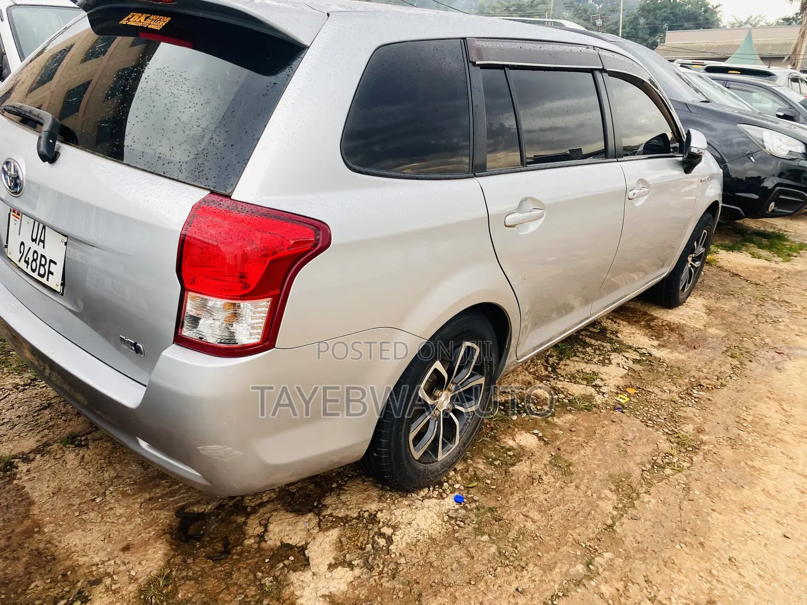 Toyota Corolla Fielder 2014 Gold
