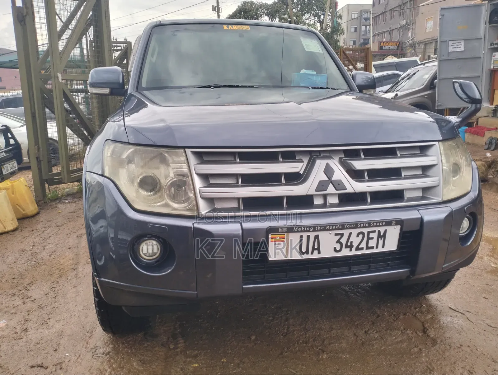 Mitsubishi Pajero 2007 Gray
