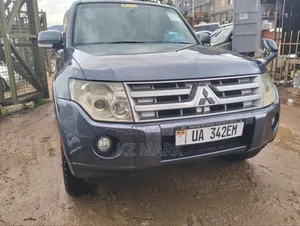 Mitsubishi Pajero 2007 Gray