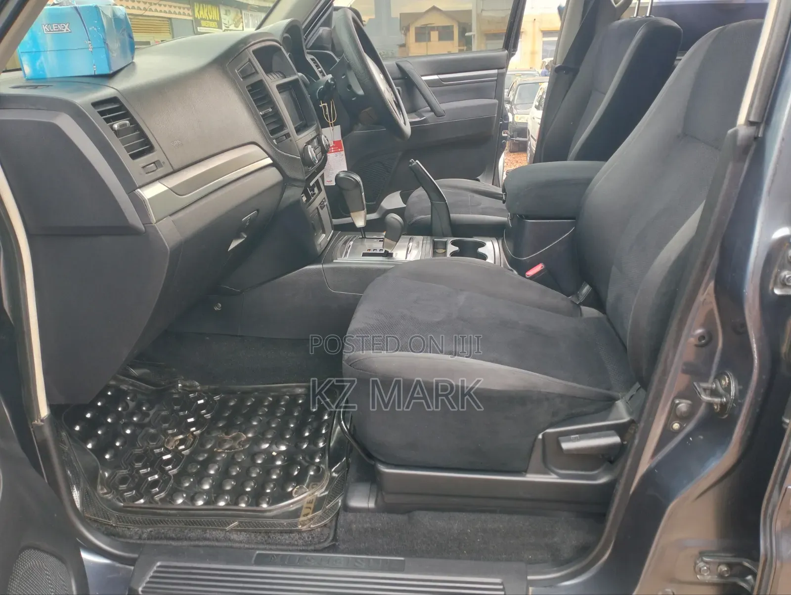 Mitsubishi Pajero 2007 Gray