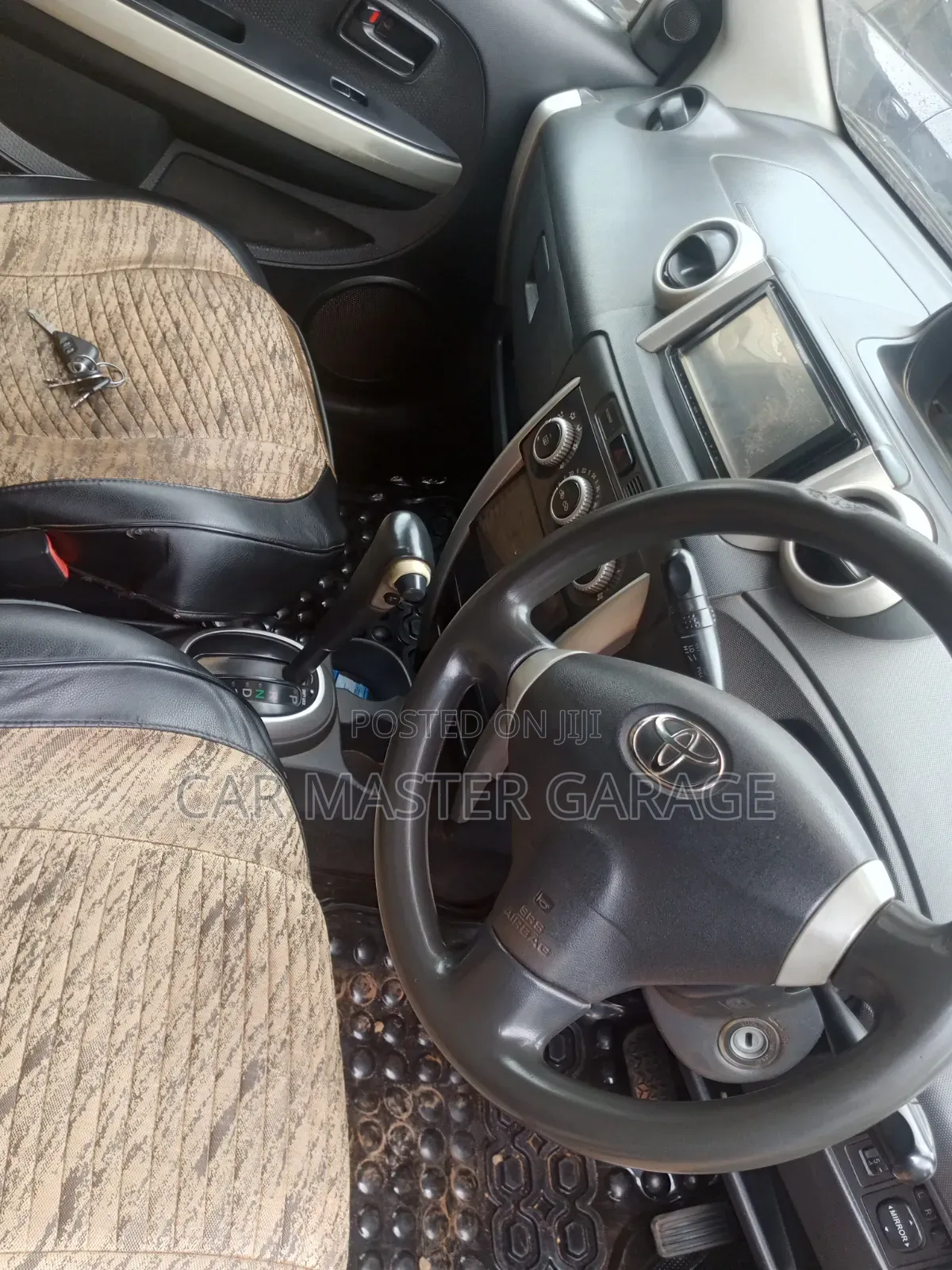 Toyota IST 2010 Gray