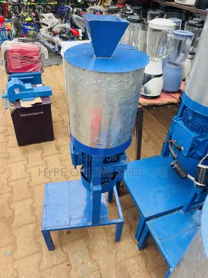 Imported Used Kipooli,Oddi and Powder 6kgs Gnuts Grinding Machine