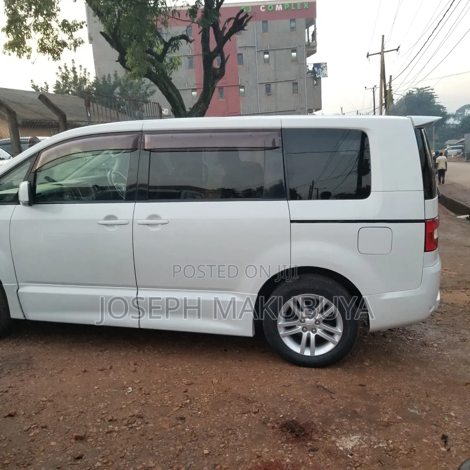 Mitsubishi Diamante 2008 White
