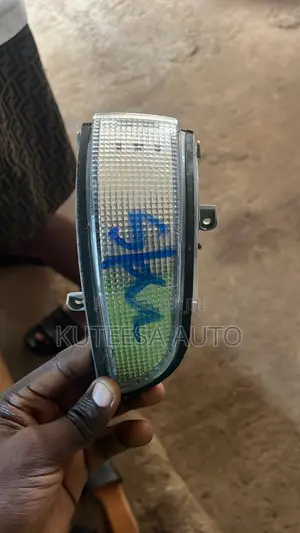 Harrier Kawundo 2010 Side Mirror Indicator Replacement