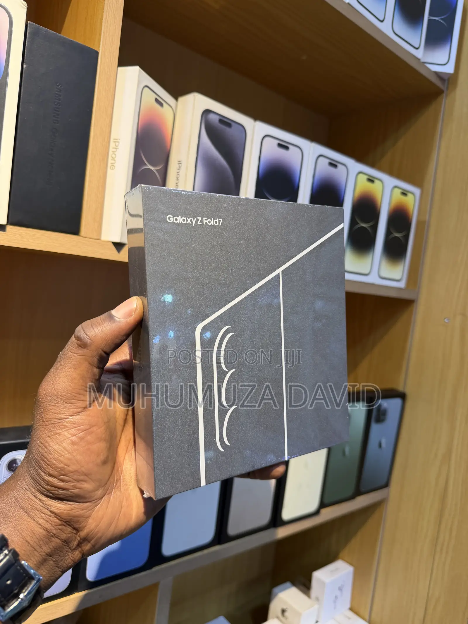 New Samsung Galaxy Folder 8 GB Blue