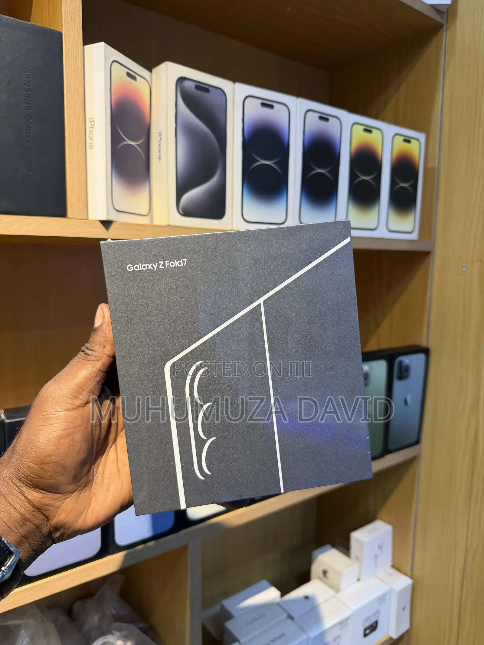 New Samsung Galaxy Folder 8 GB Blue